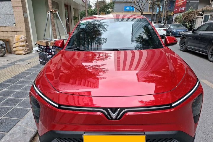 Chủ xe chọn Limo Green: Chở gia đình ổn, chạy dịch vụ “ra tiền đều”