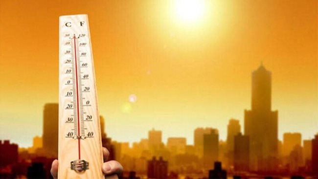 Thời tiết ngày 25/5: Bắc Bộ và Trung Bộ "chạm đỉnh" nắng nóng, Hà Nội vượt ngưỡng 39°C