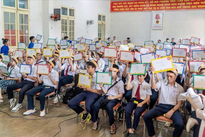Sôi nổi chương trình giáo dục di sản “Cải cách của Hoàng đế Minh Mạng”