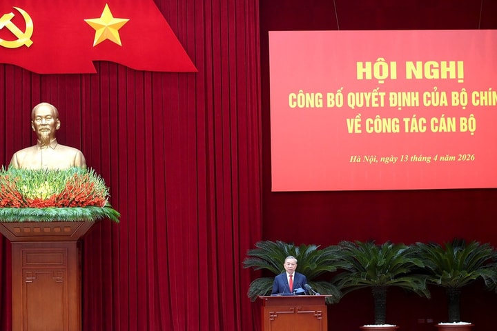Công bố quyết định của Bộ Chính trị về công tác cán bộ đối với 4 Đảng ủy trực thuộc Trung ương