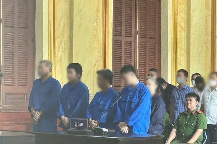 Tuyên án 17 bị cáo trong vụ “chạy” hồ sơ cai nghiện