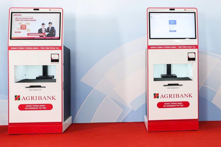 Agribank lan tỏa giá trị số từ mô hình Kiosk hành chính công