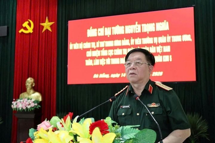 Đại tướng Nguyễn Trọng Nghĩa kiểm tra, thăm các đơn vị trên địa bàn Đà Nẵng