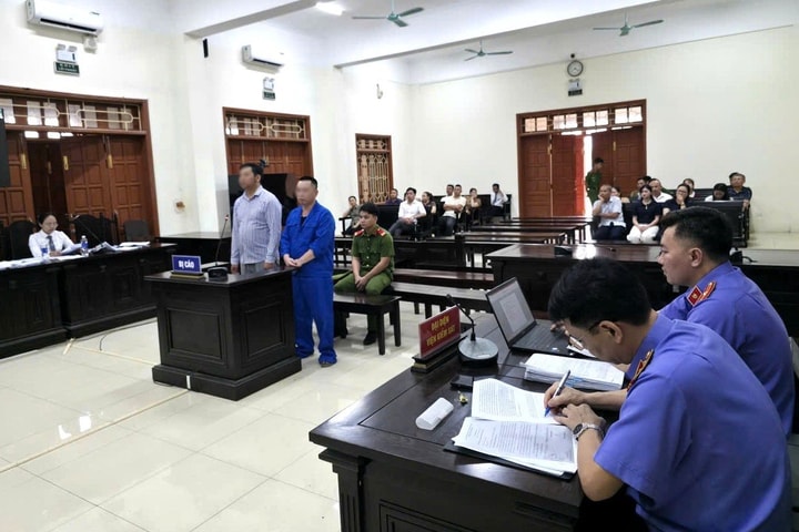 Lĩnh 10 năm tù vì đâm người khác trọng thương