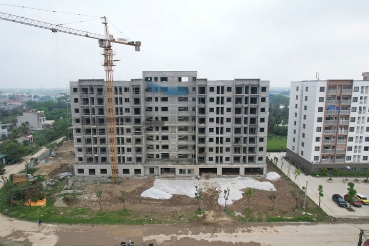 Giá xăng dầu tăng cao, chi phí xây dựng chịu áp lực lớn