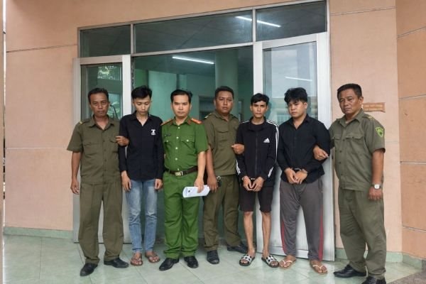 Triệu tập nhóm mang dao hẹn nhau hỗn chiến