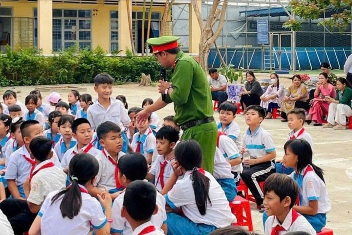 Gia Lai đẩy mạnh tuyên truyền kỹ năng an toàn giao thông trong trường học