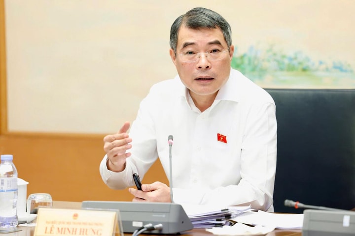 Thủ tướng: Sẽ nâng ngưỡng chịu thuế hộ kinh doanh lên 1 tỷ đồng