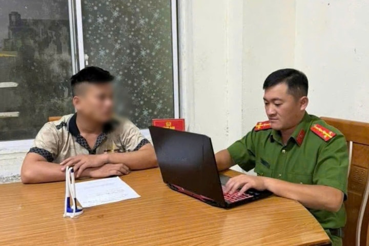 Bắt đối tượng truy nã khi đang trên đường ra cửa khẩu Mộc Bài