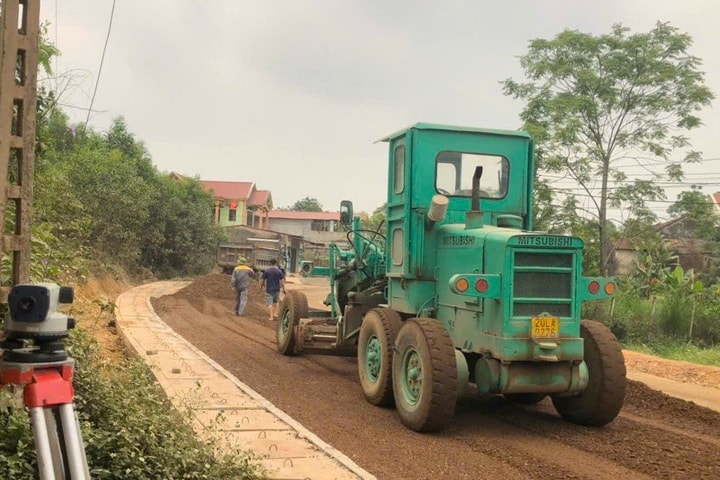 Tăng tốc thi công tuyến DT296C, sức dân mở đường về đích