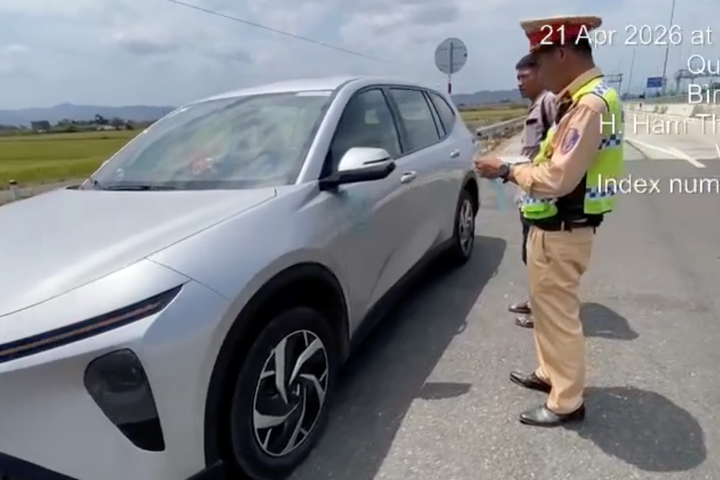 Chạy 103km/h trên cao tốc, tài xế không bằng lái bị phạt hơn 118 triệu đồng