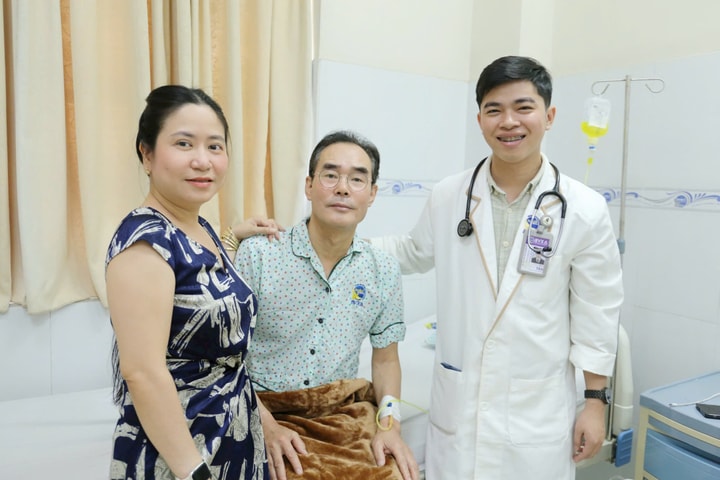 Bị nhồi máu cơ tim khi đi du lịch