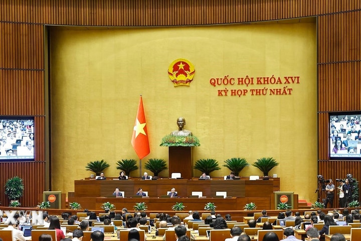 Hôm nay, Quốc hội tiếp tục bàn phát triển văn hoá, xử lý vi phạm pháp luật về đất đai