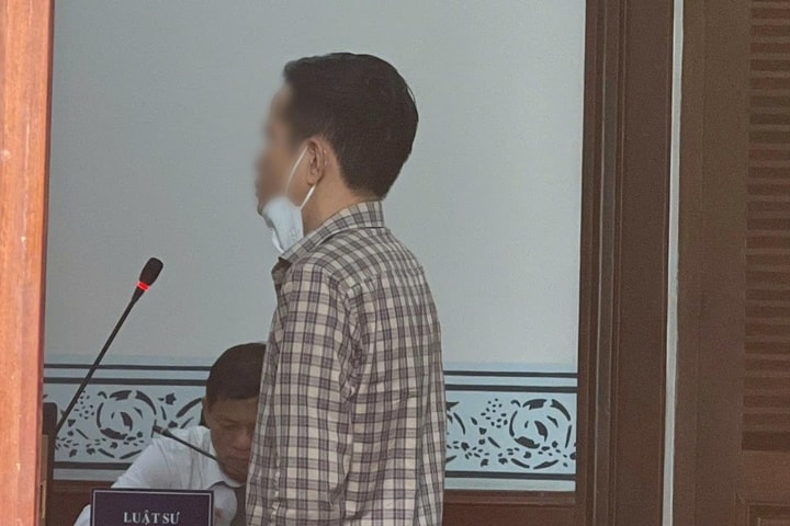 Giám đốc ngân hàng chia sẻ tài liệu mật để đối tượng phạm tội xóa dấu vết