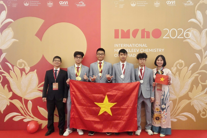 4/4 học sinh Việt Nam giành huy chương tại Olympic Hóa học Mendeleev 2026