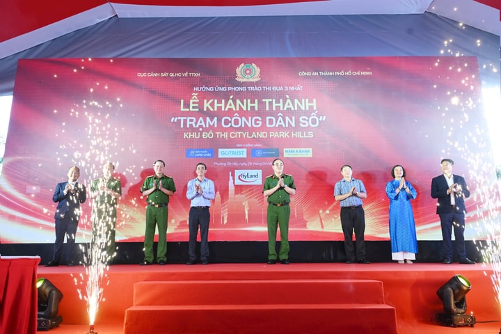 Mở rộng 100 trạm công dân số ở TP.HCM
