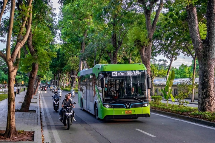 7 năm VinBus đưa buýt xanh thành lựa chọn tin cậy của người dân đô thị