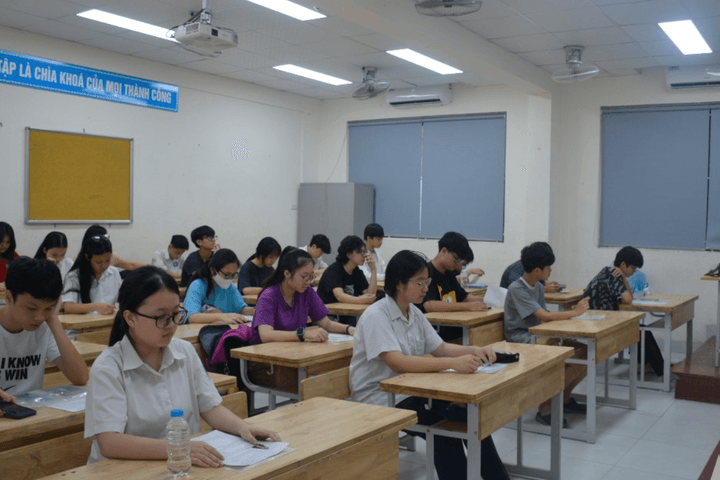 Hà Nội sẽ tổ chức các điểm thi lớp 10 như thế nào để bảo đảm an toàn, nghiêm túc?