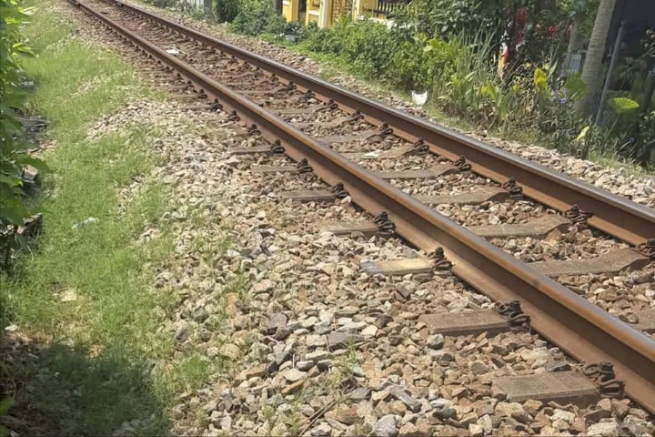 Người đàn ông ở Huế bị tàu hoả tông tử vong