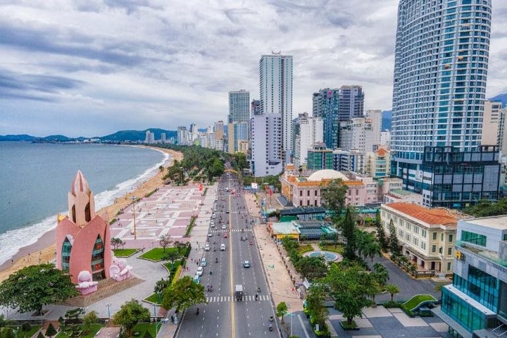 Khánh Hòa hướng tới “siêu đô thị biển”