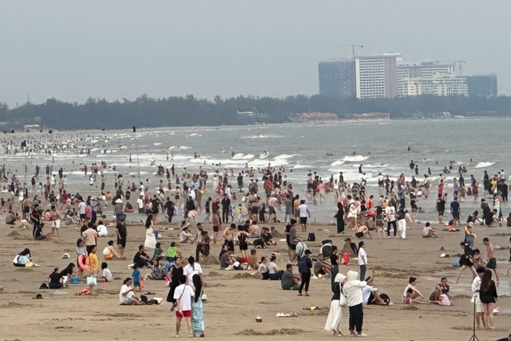 28 trẻ em bị lạc ở biển Vũng Tàu