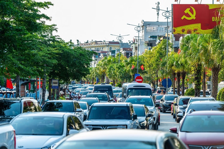 Quảng Ninh thu 2.820 tỷ đồng dịp nghỉ lễ 30/4 - 1/5