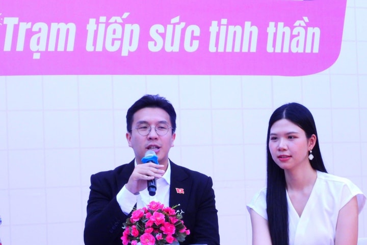 “Nạp năng lượng” tinh thần cho sĩ tử Đà Nẵng trước giờ G