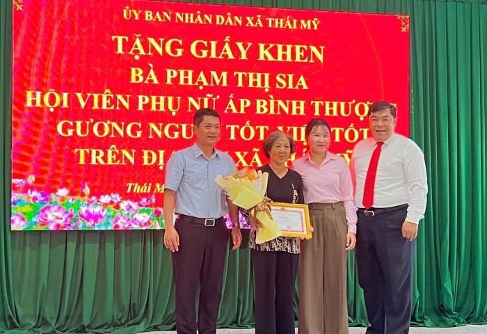 Nhặt được 6 triệu cùng 5 tờ vé số trúng thưởng đem trả cho người đánh rơi