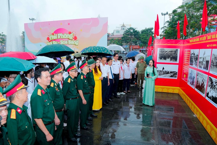 Triển lãm ảnh, tư liệu về đất và người Hải Phòng