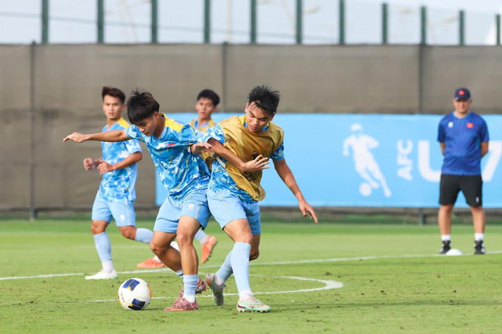 HLV Cristiano Roland: U17 Việt Nam sẽ chiến đấu hết mình trước Hàn Quốc