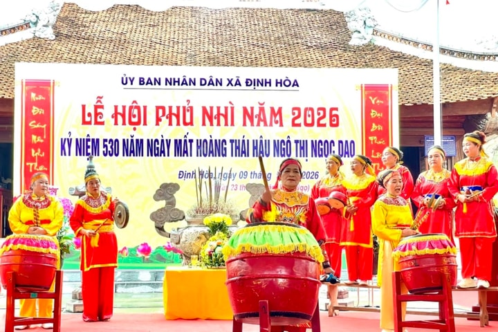 Khai mạc Lễ hội Phủ Nhì và kỷ niệm 530 năm ngày mất Hoàng Thái hậu Ngô Thị Ngọc Dao
