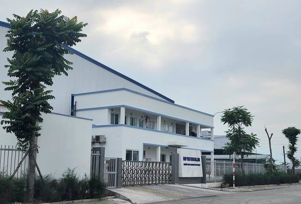 Đình chỉ doanh nghiệp đốt chất thải trái phép tại phường Yên Tử