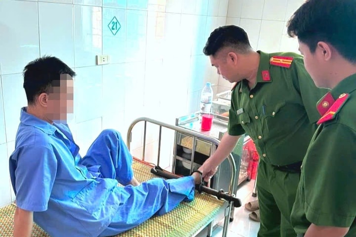Phía sau những chuyến xe dẫn giải đối tượng giám định tâm thần