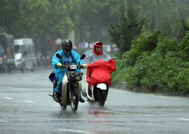 Thời tiết ngày 13/5: Cảnh báo mưa dông dữ dội ở miền Bắc, Nam Bộ nắng nóng đỉnh điểm
