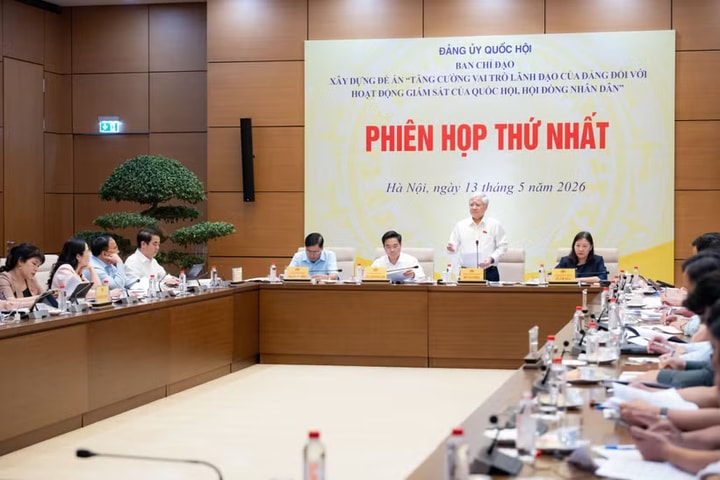 Tăng cường vai trò lãnh đạo của Đảng với hoạt động giám sát của Quốc hội, Hội đồng Nhân dân