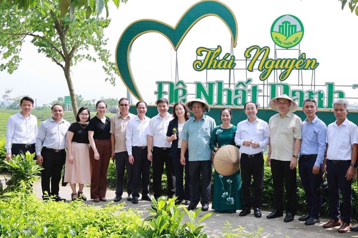 Trao đổi kinh nghiệm phát triển du lịch cộng đồng giữa Thái Nguyên và Luông Pha Băng