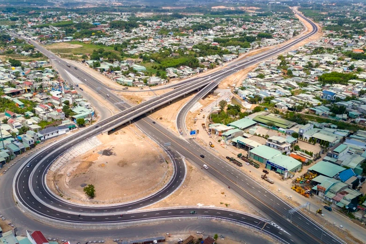 Cao tốc Biên Hòa - Vũng Tàu sắp thông xe toàn tuyến