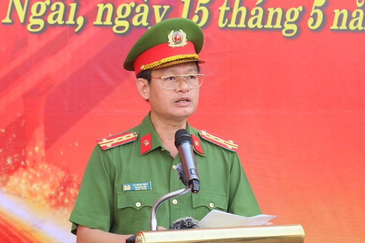 Quảng Ngãi ra quân cao điểm bảo đảm trật tự an toàn giao thông