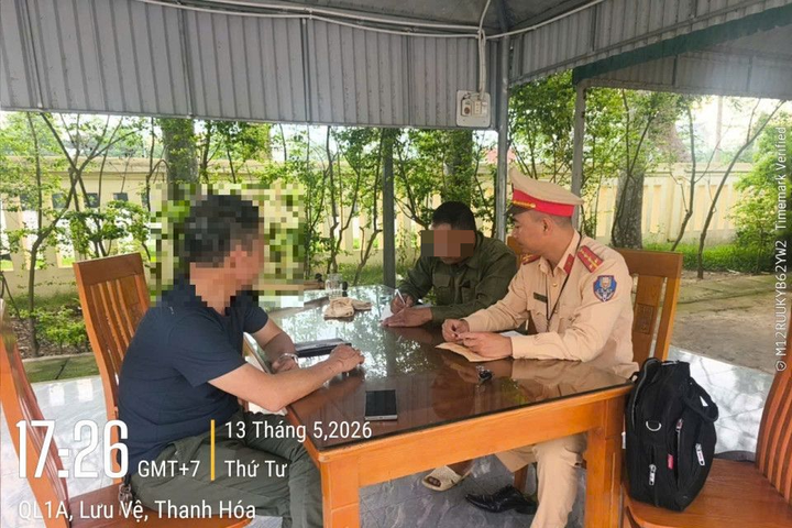 Nhiều trường hợp cố tình vượt đường ngang khi có tín hiệu cảnh báo