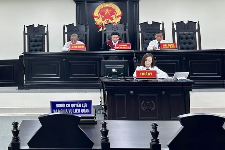 Người khởi kiện không chứng minh được di sản: Tòa án thụ lý hay trả lại đơn?