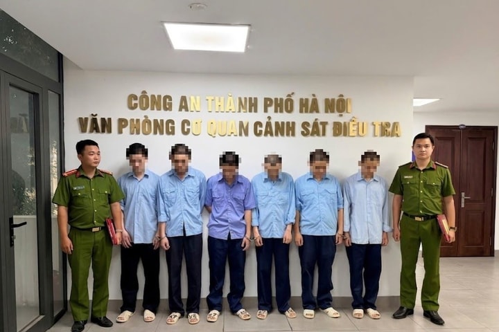 Triệt phá đường dây buôn lậu 300kg vàng qua linh kiện từ Hồng Kông về Việt Nam