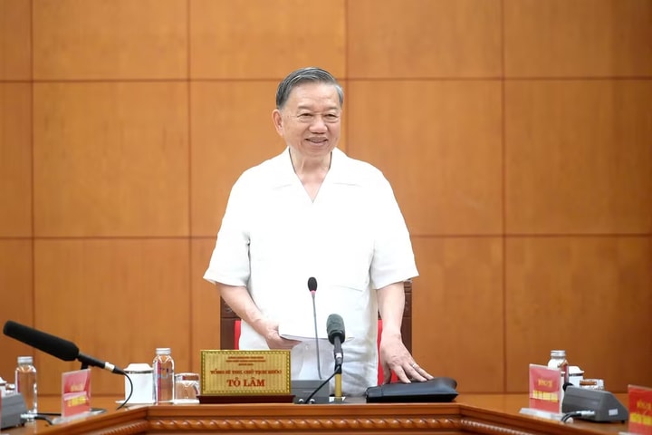 Xây dựng chính sách phát triển nhà ở theo mô hình mới, bảo đảm mọi người đều có chỗ ở