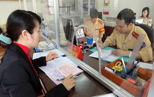 Từ 18/5, người dân không phải mang giấy đăng kiểm khi làm thủ tục xe