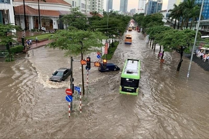 Hà Nội: Các địa phương trực ban nghiêm túc 24/24h ứng phó mưa lớn