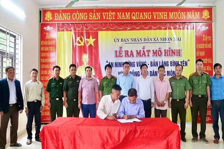 Xây “lá chắn” bình yên ở bản làng vùng cao