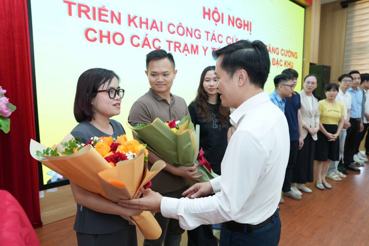 Quảng Ninh điều động 113 bác sĩ tăng cường cho tuyến y tế cơ sở