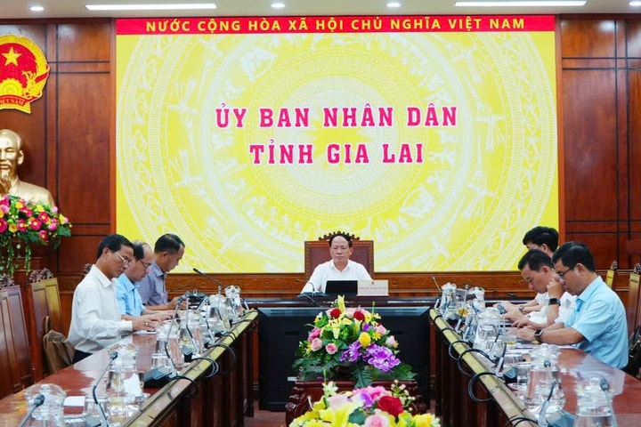 Chủ tịch UBND tỉnh Gia Lai họp với Tỉnh trưởng Campuchia bàn xúc tiến đầu tư