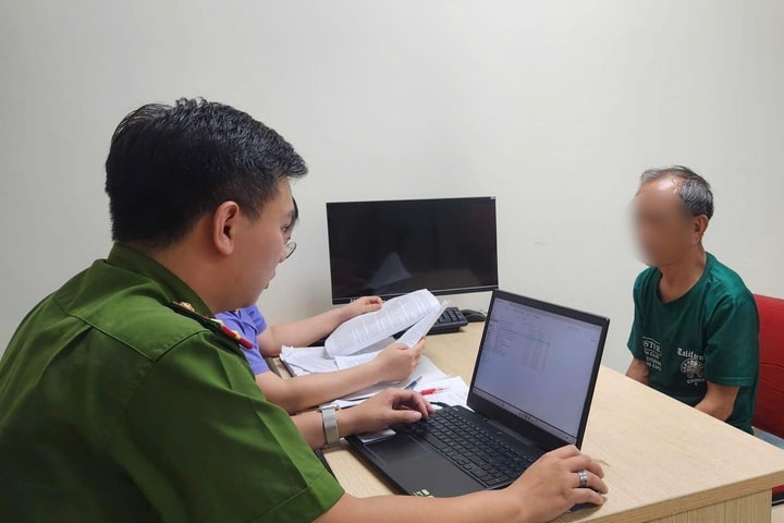 “Thần y” rởm Nguyễn Tiến Nam bị bắt vì lừa đảo