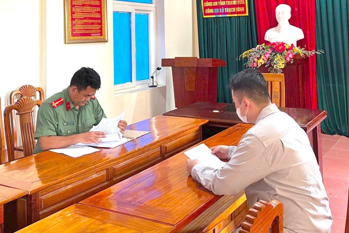 Xử phạt thanh niên báo "chốt" CSGT lên mạng xã hội