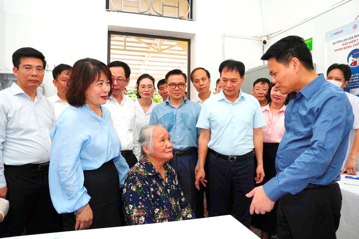 Hải Phòng: Bí thư Thành ủy thăm, kiểm tra công tác khám sức khỏe định kỳ cho người cao tuổi